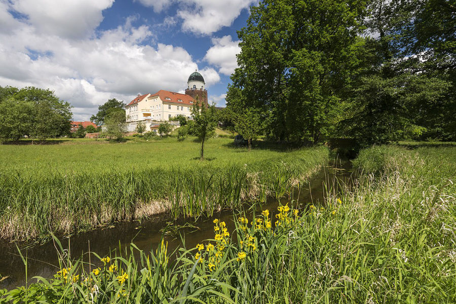 Retreat Yang Yoga | Frühsommerfrische ahead Burghotel Elbtal